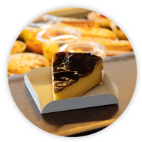 Carré rainé en carton pour pâtisserie