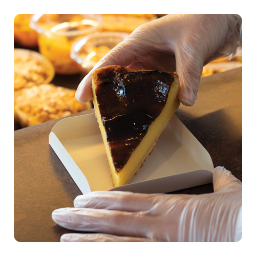 Carré rainé en carton pour pâtisserie