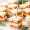 Pique cure dent pour dégustation de mini sandwich
