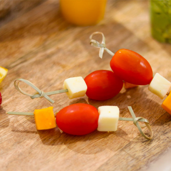 Pique en bambou pour mini brochettes apéritives