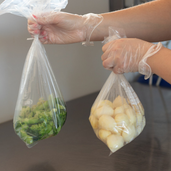 Sac congélation 1 L avec attache - 24 x 16 cm.