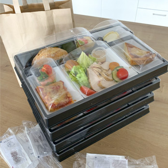 Plateau-repas luxe en plastique noir et blanc 38,7 x 24,7 cm - 5 compartiments