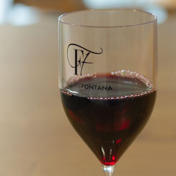 Serviette soft personnalisée 40x40, 3 couleurs, pliage kangourou, 1-2 couleurs. Serviettes personnalisées.