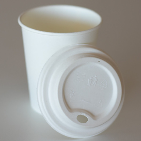 Couvercle dôme fibres végétales bec buveur Ø 8 cm gobelets carton carafe réutilisable 1L