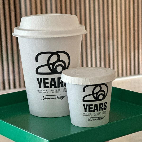 Gobelet personnalisé à emporter pour anniversaire d'entreprise avec couvercle