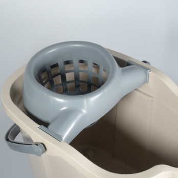 Kit balai espagnol complet : seau ménager + essoreur + balai