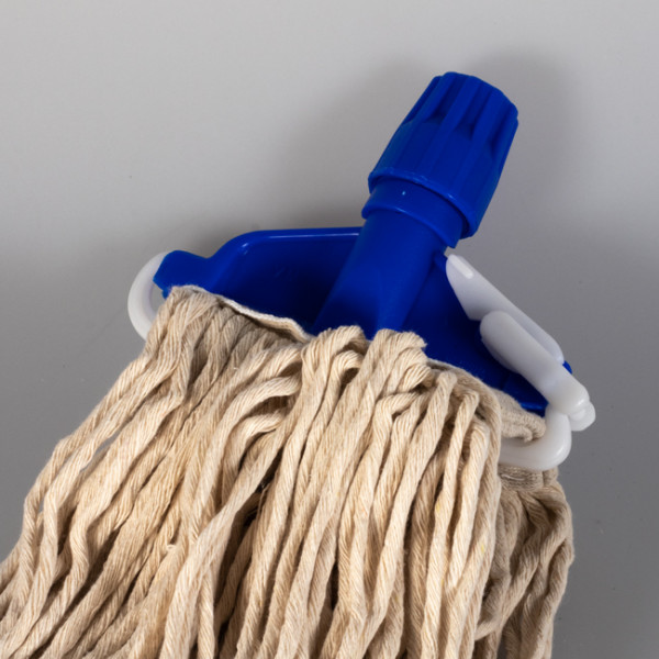 Produits pour nettoyer tête balai coton + matériel lavage.