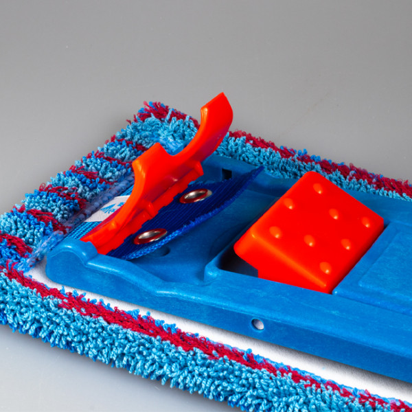 Mop grattante tri composition balai plat articulé Speedy 45x16cm.