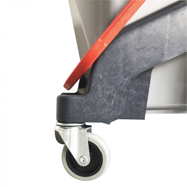 Chariot lavage Puma 20L + matériel lavage.