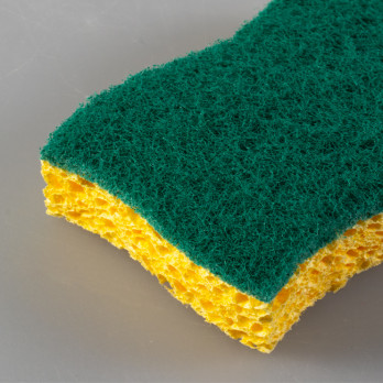 Éponge végétale sur tampon vert abrasif - Petit format