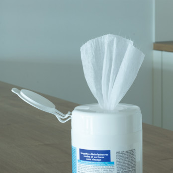 Lingettes blanches désinfectantes virucides mains et surfaces sans rinçage - Boîte de 100