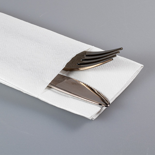 Serviette intissé soft blanche format pochette pour couverts