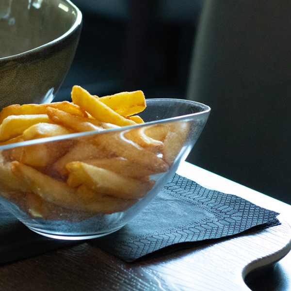 serviette en papier ouate noire 2 plis 20x20