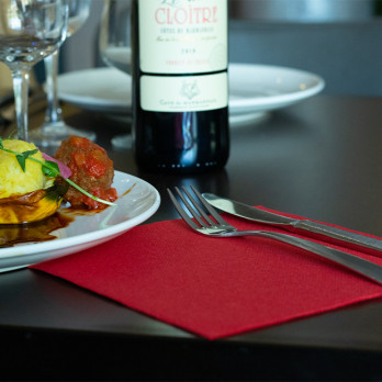 Serviette en soft aspect tissu rouge 40 x 40