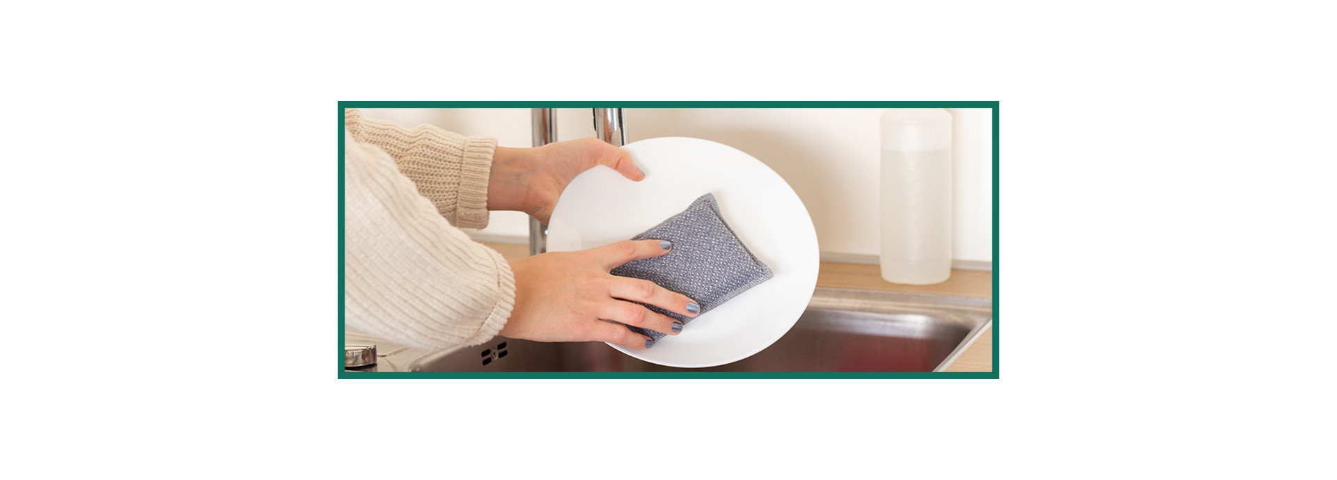 Utilisation d'une éponge de Thouy